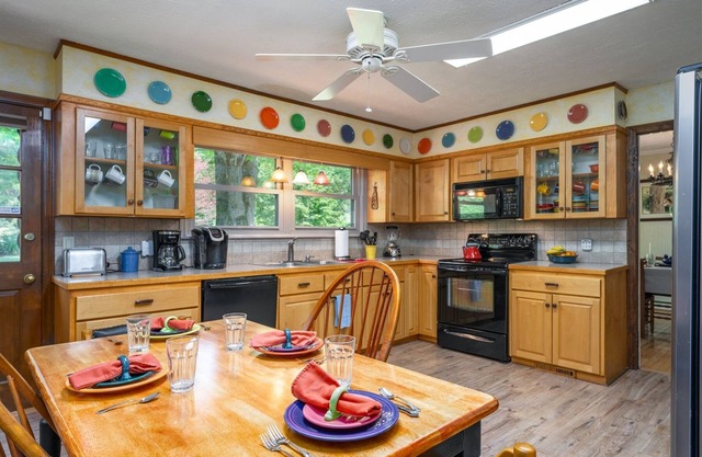 Sunset Ranch over Crab Creek | 3 Bed, 2 Bath