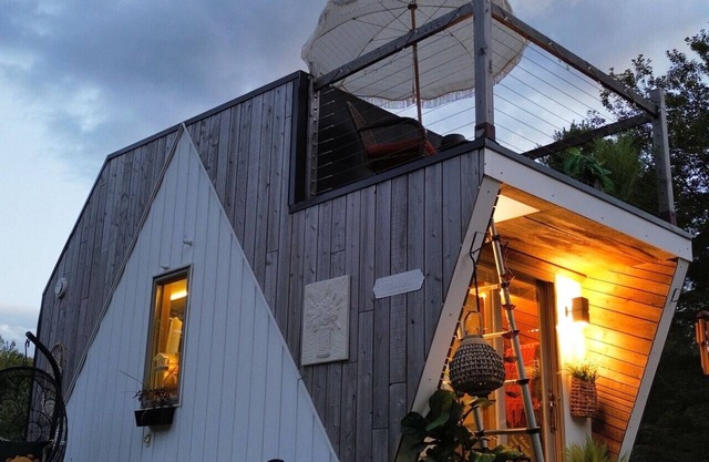 Sunset Tiny Retreat - A Peaceful Getaway