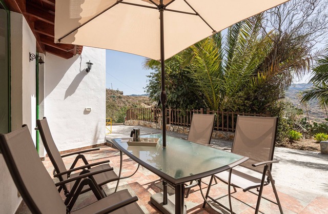 Sunset Views Terrace 2BR Cave House - Parking