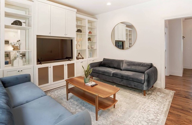 Sunset Villa - 10 mins. from Uptwn Charlotte in Cotswold - Stylish&Chic - Fenced - PetsOK - Fire pit