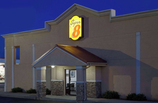 Super 8 by Wyndham Lafayette/Purdue Area
