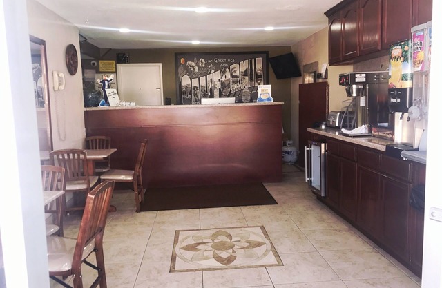 Super 8 by Wyndham Redlands/San Bernardino