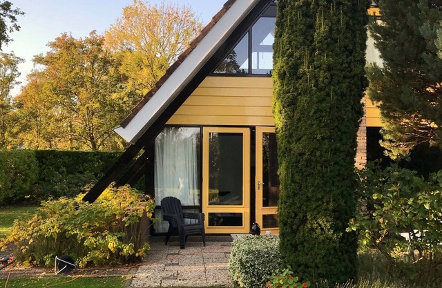 Super House in Scharendijke near North Sea, Gravelines, Brouwers