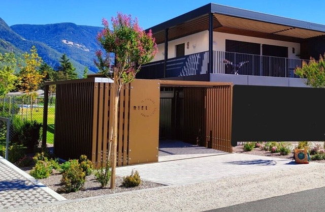 Super new apartment Bozen Süd with outdoor pool in the middle of apple fields