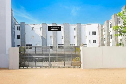 Super Townhouse Mancheswar Industrial Estate