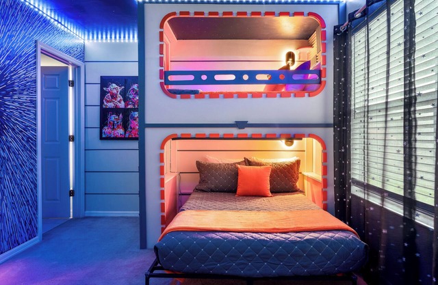 Super Villa Near Parks! No Cleaning Fees, Private Pool + Arcade