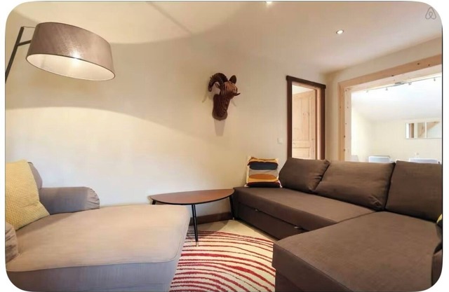 Superb 2-bedroom apartment in phenomenal Chamonix-Mont-Blanc near hiking trails
