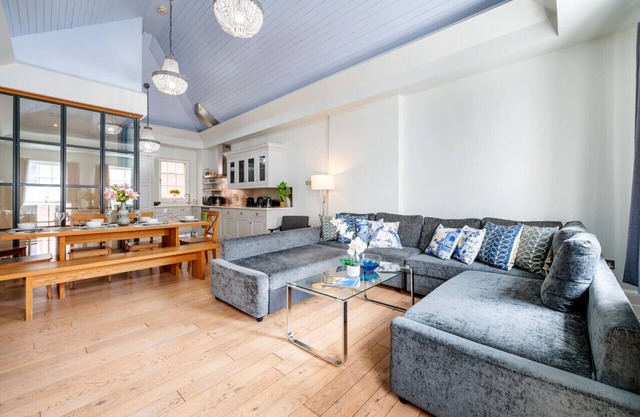 Superb 2 bedroom Covent Garden