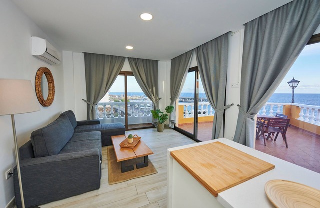 Superior Apartment 1st floor with sea view