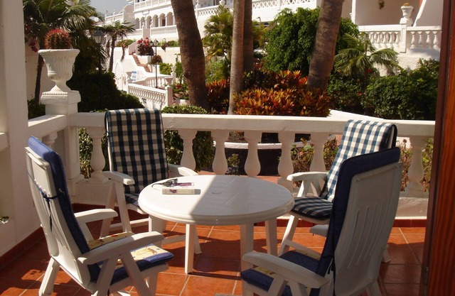 Superior Apartment Set In Unique Andalusian Style Village Of Royal Palm