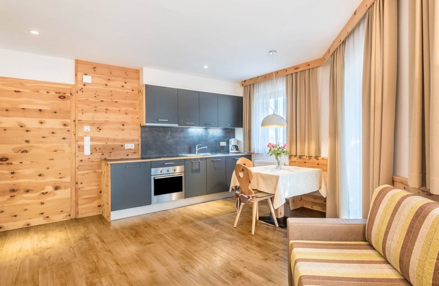 Superior Holiday Apartment 'Marialisa Apt Rose' with Mountain View, Whirlpool & Wi-Fi