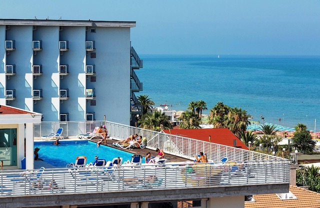 Superior two-room apartment