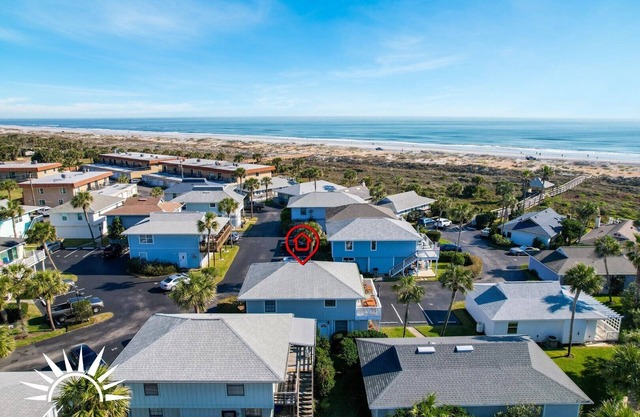 Surf Crest Village 33 - 3 Bed, 2 Bath Cottage with Ocean View from 2nd Story.