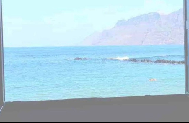 Surf house famara Lanzarote cezar manrique