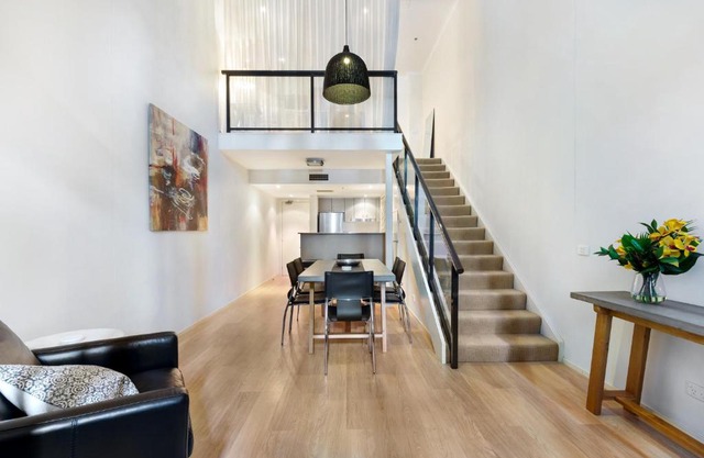 Surry Hills Modern One Bedroom Apartment -GOUL