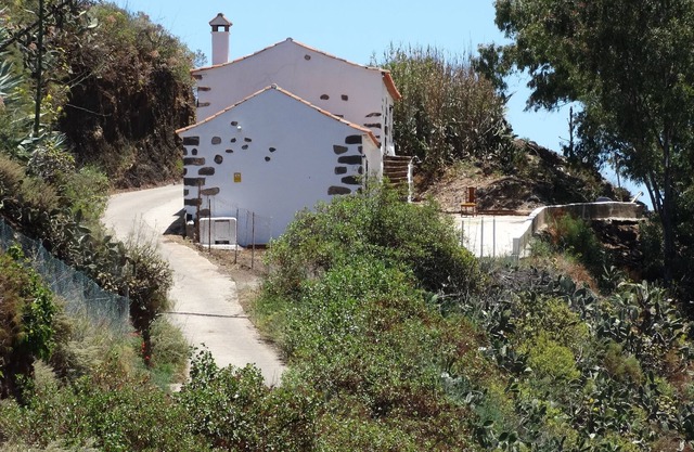 Suvan, La Casa de la Felicidad