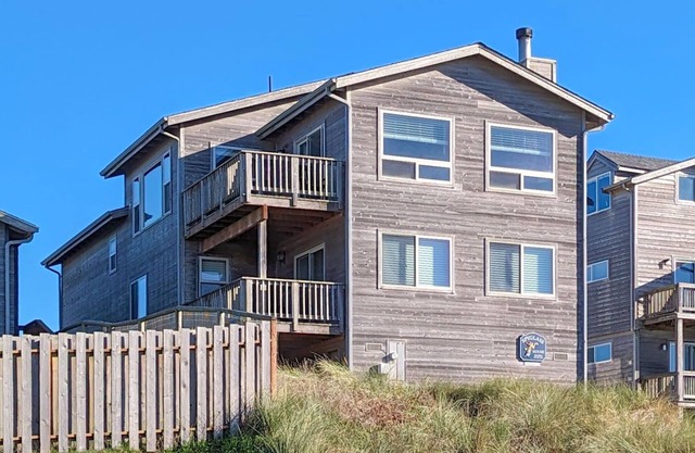 Sweeping Ocean Views, Steps to Beach