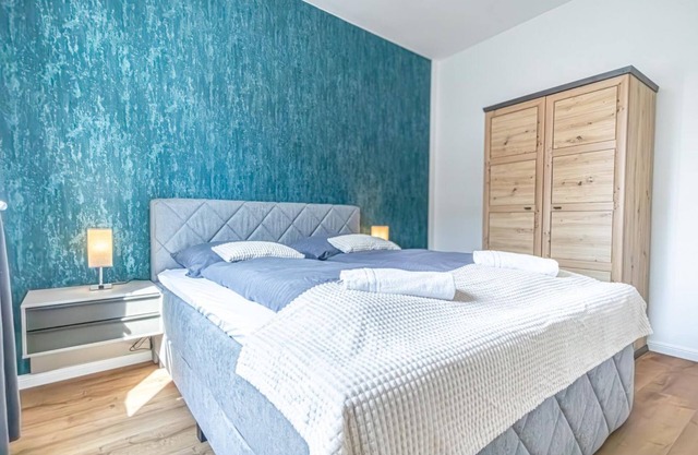 Sweet 2BR & 1LR Stylish Apt, Around Donaustadt