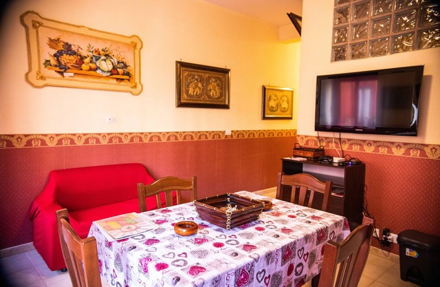 Sweet House "Bourbon Dynasty" - An unforgettable experience!