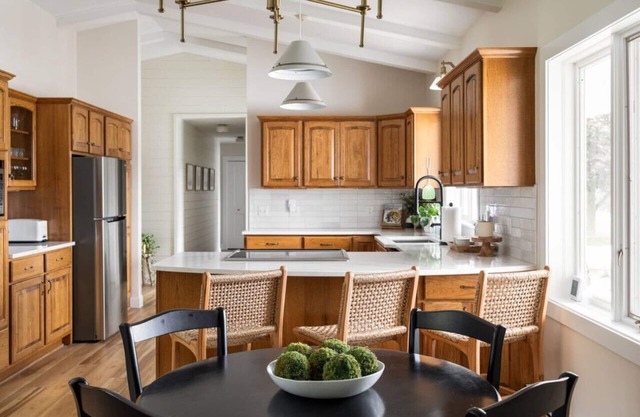 Sweet Shady Lane - Wine Country