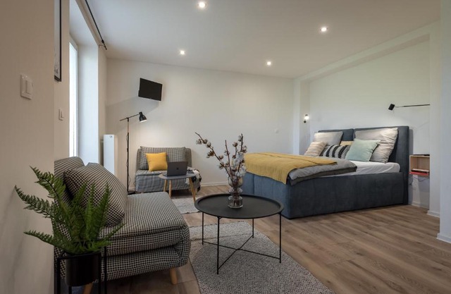 Symple apartments