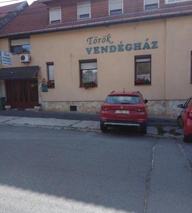 TÖRÖK VENDÉGHÁZ