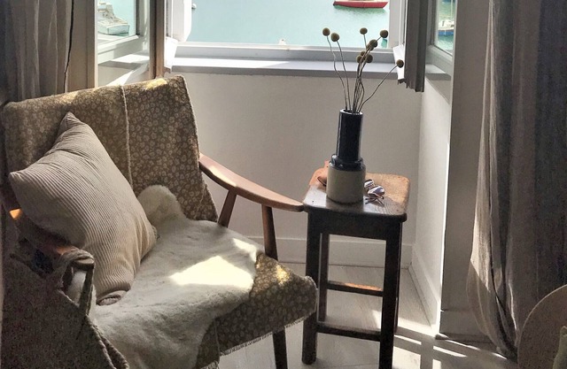 T2 bis rénové sur le port de Douarnenez