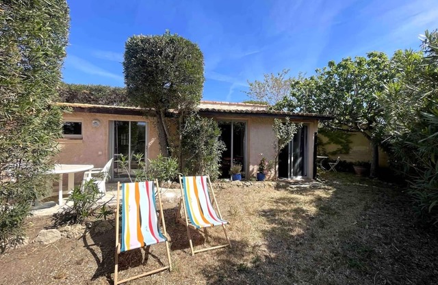 T2 detached house in Ramatuelle