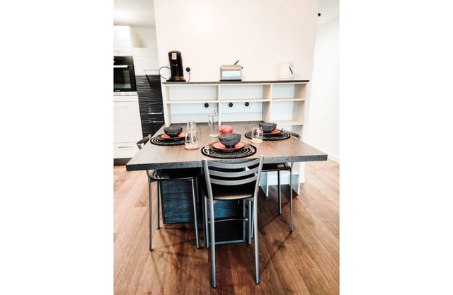 T3 hypercentre, free parking with balcony