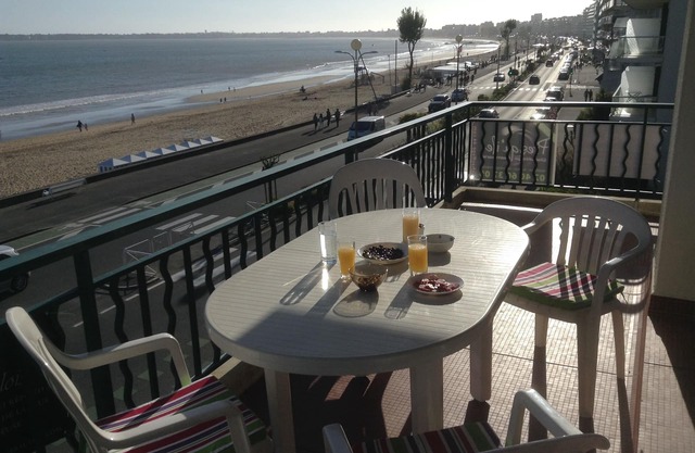 T3 with beautiful sea view for 4/7 people