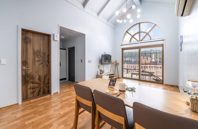 Taean Atirans Beach Pension