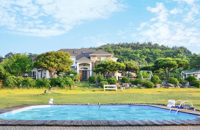 Taean Remember Pension