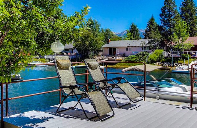 Tahoe Keys Villa - Pool Table, Sauna, Dock, Hot Tub, A/C, Ski-Lease