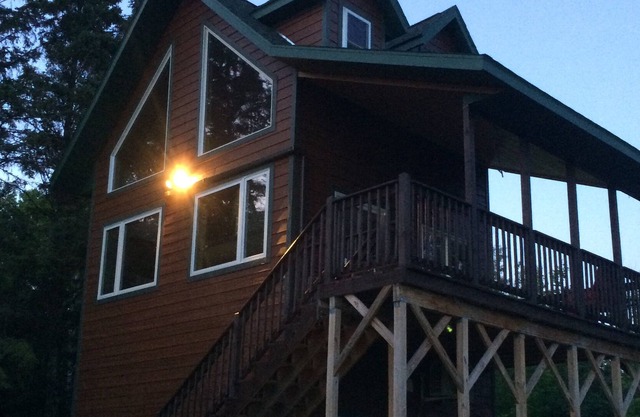 Taj Matall in the pines