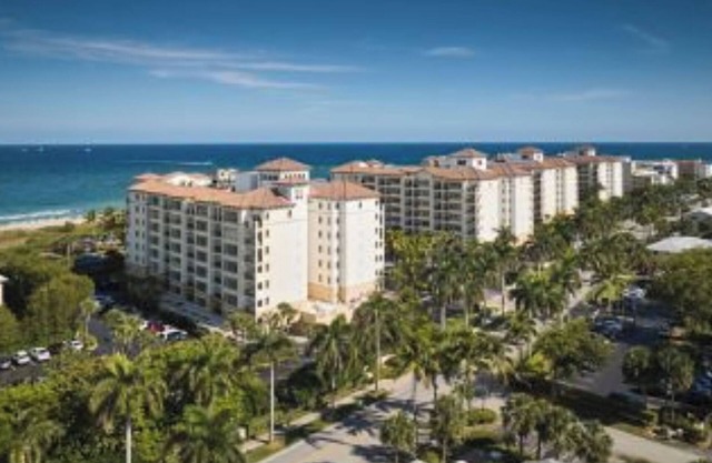 Take Your Valentine for a Week Stay at a Fabulous Beach Resort!