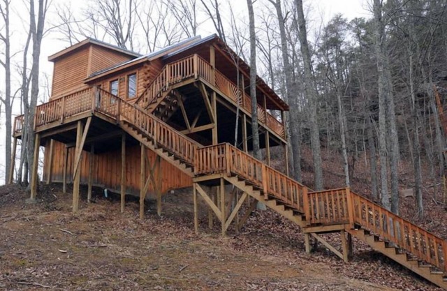 Tall Timbers Cabin-RRG-hot tub