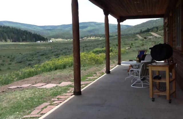 Taos Ranch Horses Welcome