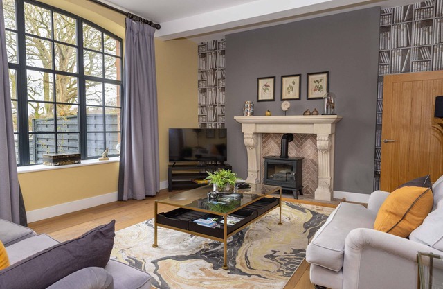 Tarn End Cottage 5, Talkin Tarn, Brampton, ideal for a family with activities and historical sites