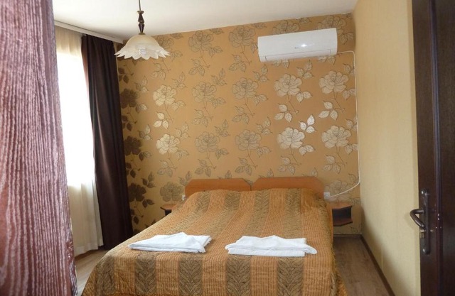 Tarnovski Dom Guest Rooms