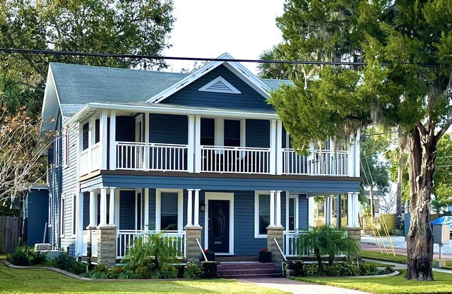 Tarpon House - Center Street