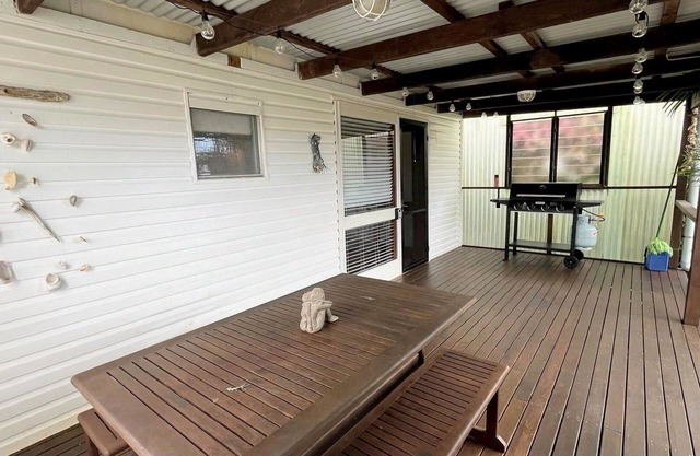 Teke Cottage, TOP NOTCH