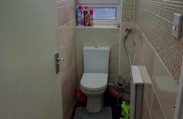 Temporary stay in Upton Park