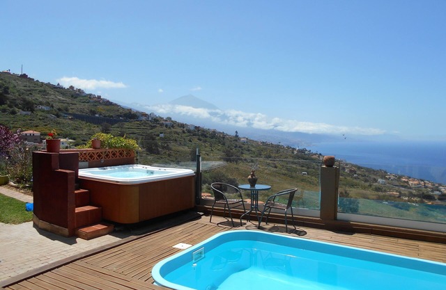 Tenerife apartment in front of the Teide and the sea Lic Turistica A38/4810