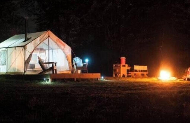 Tentrr Signature Site - Sean Billy Pond Hideaway