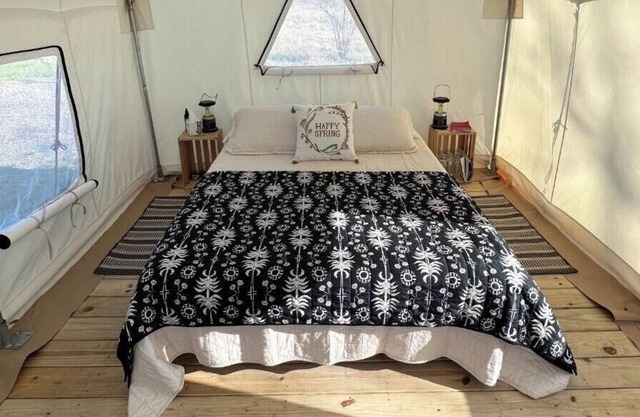 Tentrr Signature Site - Tranquility on the Farm: Riverview