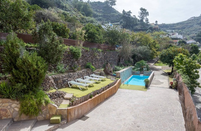 Teror, Casa Besan: ideal for groups, private swimming pool