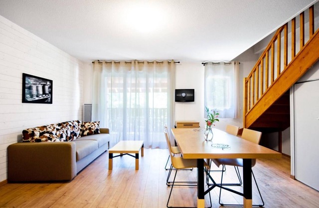 Terrace, balcony, parking, tv, ski locker, 24m², Ax-Les-Thermes