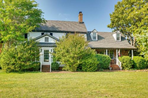 Terre Haute Manor Farmhouse with Gardens and Deck!