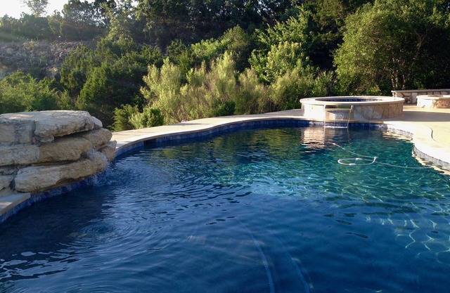 Texas Hideaway Just 15 Minutes From Downtown - pool and privacy! Newly remodeled