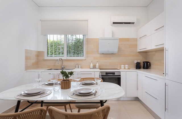 Thalè Retreat Varkiza